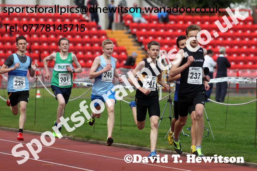 Boys under-15s, North East Track and Field Champs., Gateshead. Photo: David T. Hewitson/Sports for All Pics